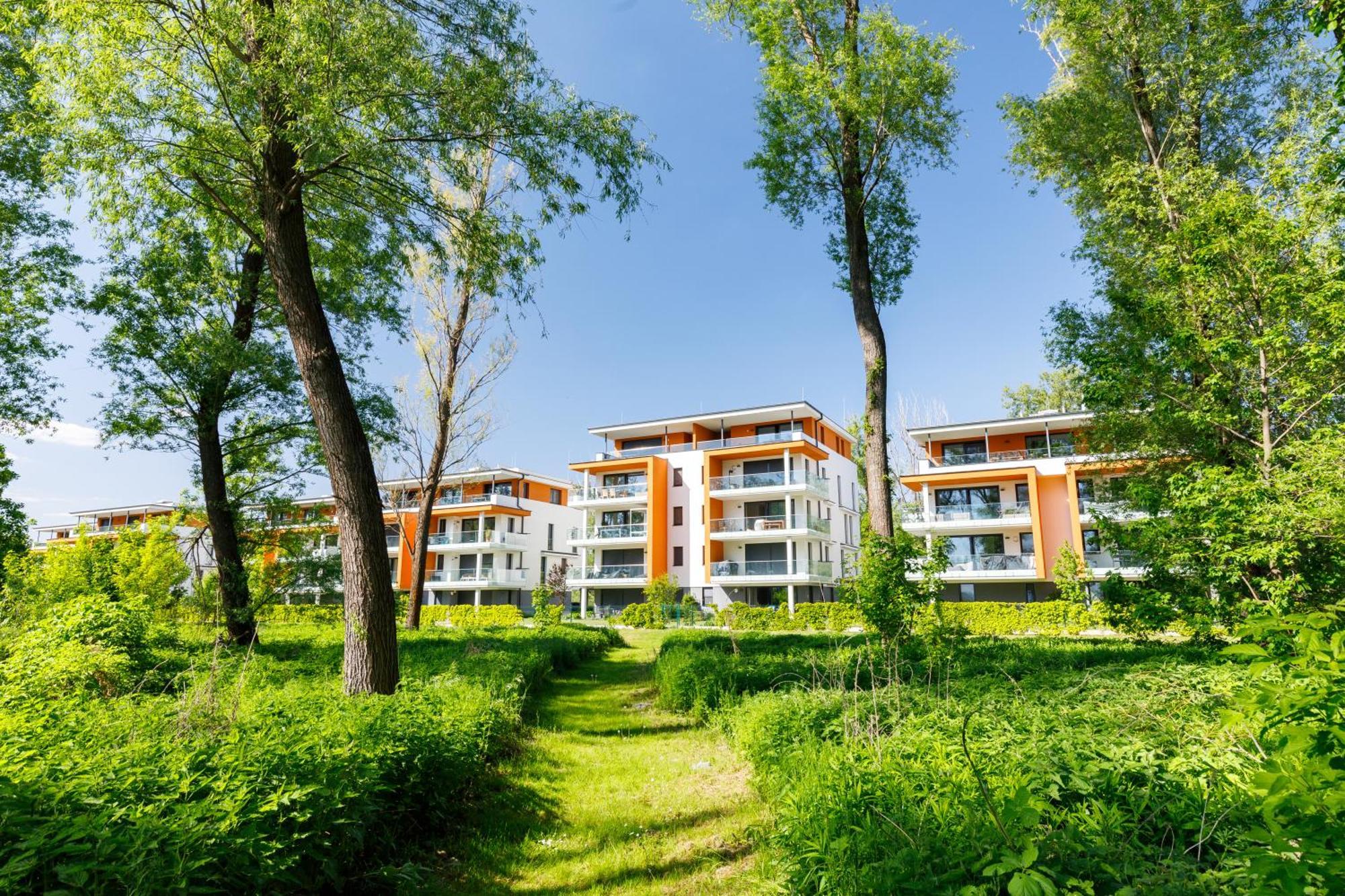Blue4 Apartment Balatonfuzfo Exterior photo