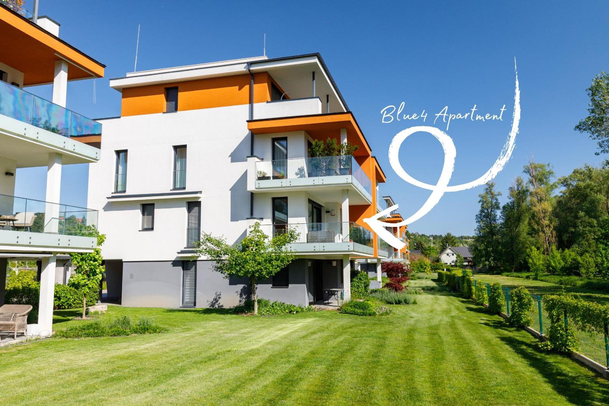 Blue4 Apartment Balatonfuzfo Exterior photo